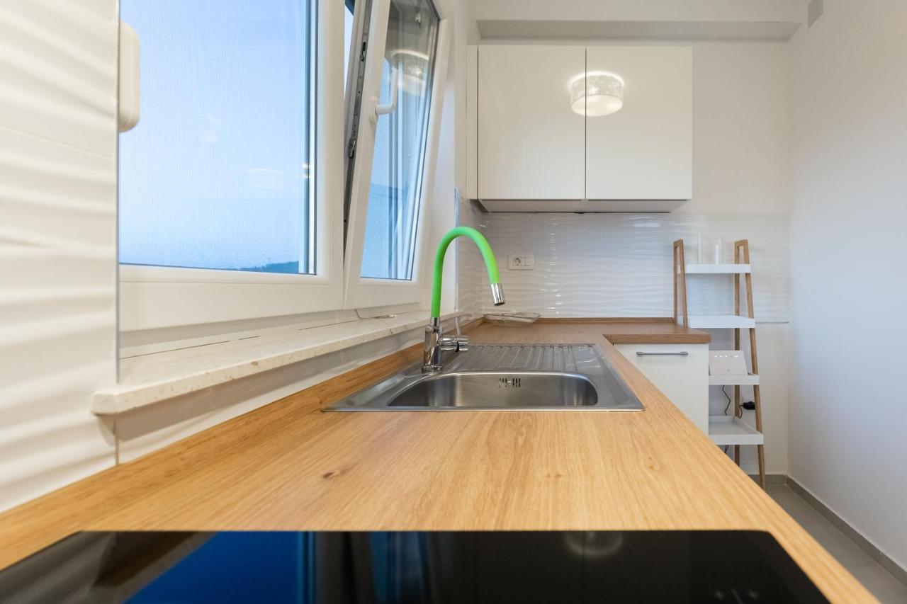Apartments Evita บาร์บินเย ภายนอก รูปภาพ