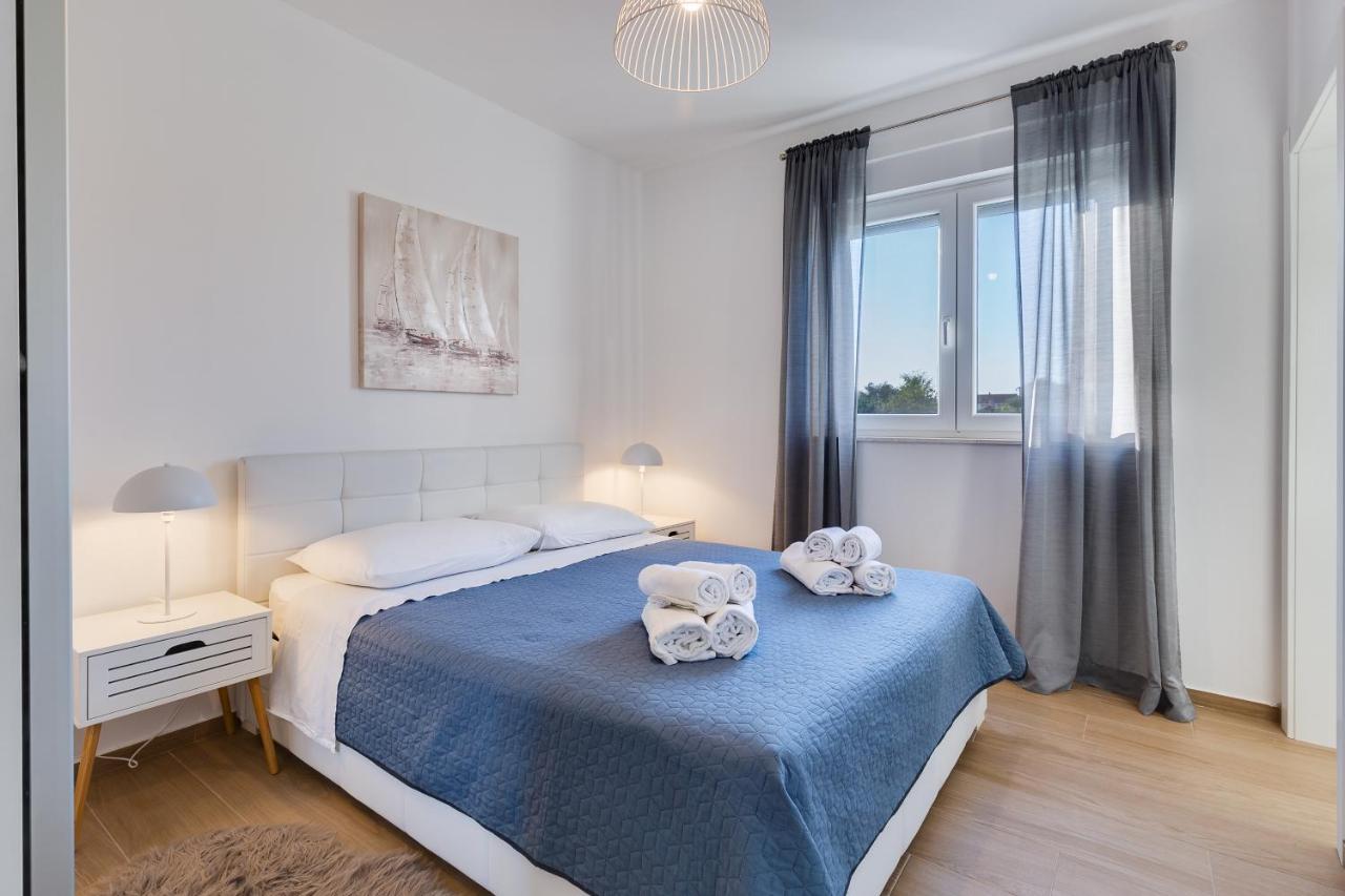 Apartments Evita บาร์บินเย ภายนอก รูปภาพ