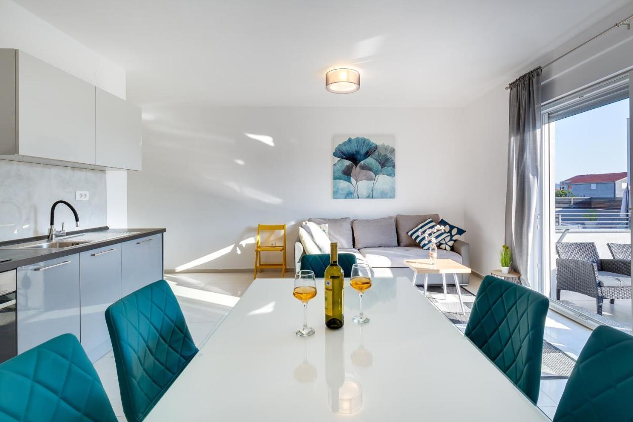 Apartments Evita บาร์บินเย ภายนอก รูปภาพ