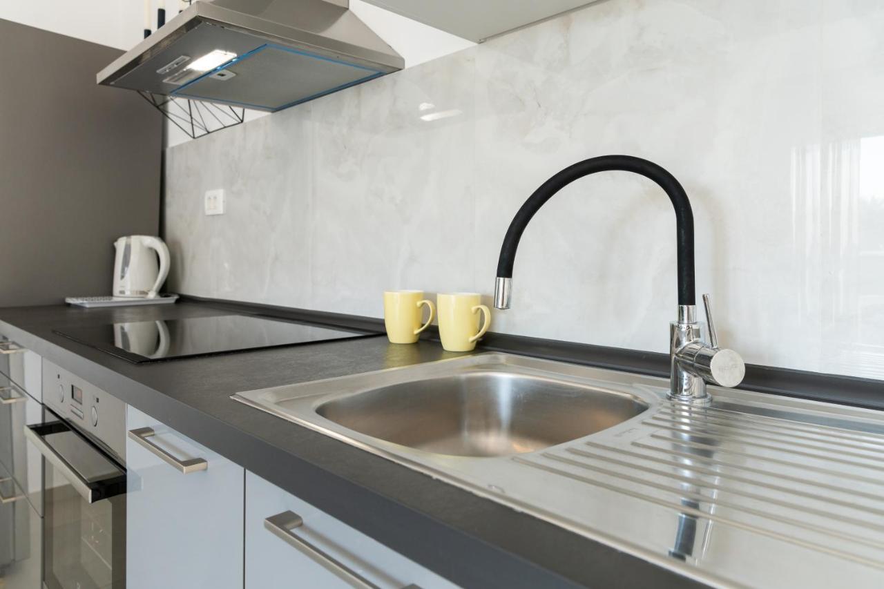 Apartments Evita บาร์บินเย ภายนอก รูปภาพ